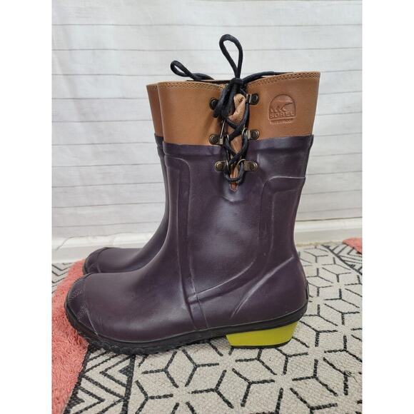 Sorel Conquest Carly Waterproof Rain Boots in Boysnberry, sz 10 - Picture 1 of 16